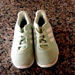Toddler shoes